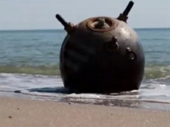 У Коблево до берега винесло морську міну, яка раптово здетонувала