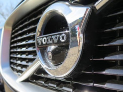Volvo, Daimler и Traton объединяют усилия для создания сети зарядок электрических грузовиков