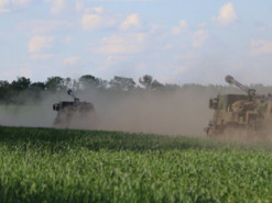 ЗСУ показали, як французькими гарматами Caesar знищують окупантів на Донбасі (фото)