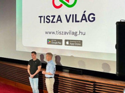 Головний суперник Орбана заявив про кібератаку на мобільний додаток його партії