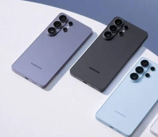 Samsung Galaxy S26 Ultra розкритикували через велику кількість встановлених додатків