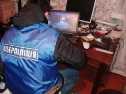 Киберполиция разоблачила мошенника, который “продавал” несуществующую мебель