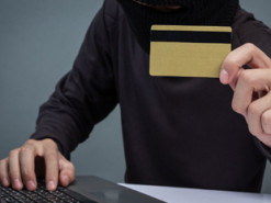 Інтернет-шахраї ошукали шістьох українців на понад 50 тисяч гривень