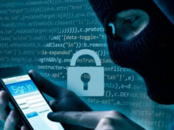 Кіберфахівці порадили, як захистити свій телефон від злому та хакерських атак