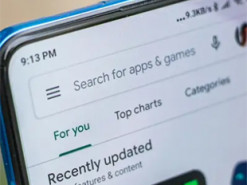 Google Play нескінченно оновлює застосунки: користувачі повідомили про дивний баг