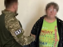 На Хмельниччині жінка передавала ФСБ координати підрозділу ЗСУ, де служив її син — вирок суду