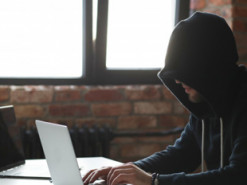 Окупанти шукають в Криму "екстремістів" за допомогою фейкових акаунтів у соцмережах