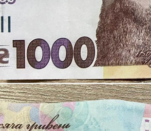 Обережно, фальшиві гроші: на Закарпатті затримали чоловіка, який розраховувався підробленими купюрами