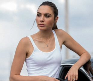 Netflix купил права на шпионский триллер "Каменное сердце" с Галь Гадот