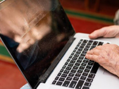 Як і де українці можуть перевірити розмір страхового стажу, пенсії та дату виплат онлайн