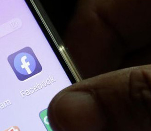 Facebook ввел ограничение на пересылку сообщений в Messenger