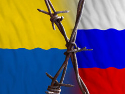 Российская «фабрика троллей» распространяет в сети дезинформацию о войне в Украине — МИД Британии