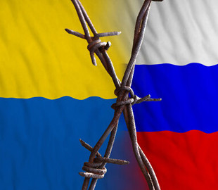 Российская «фабрика троллей» распространяет в сети дезинформацию о войне в Украине — МИД Британии