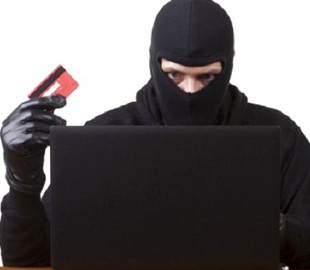 У Дніпрі викрили шахрая, який заробляв "продажем" бронежилетів