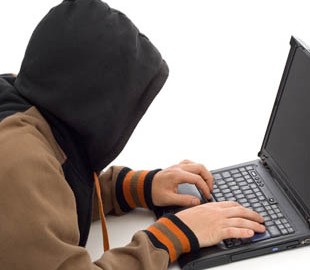 Интернет-мошенник выманил у мужчины 5 тыс. грн. 