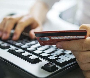 В Мелитополе судят безработную, у которой на банковской карточке свыше 7 миллионов гривен