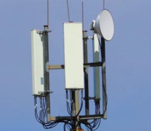 Якщо буде повний блекаут: оператори розповіли, скільки в Україні протримається мобільний зв'язок