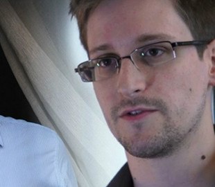 Эдвард Сноуден попросил Дональда Трампа помиловать Джулиана Ассанжа