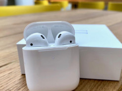Apple может выпустить новые AirPods в мае