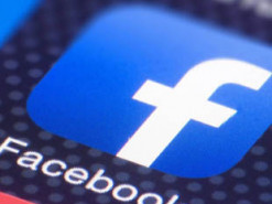 Facebook заблокировала сотни аккаунтов американских праворадикалов