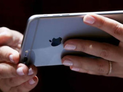 Наличие в линейке Apple iPhone 12 компактной модели будет дополнительно стимулировать продажи