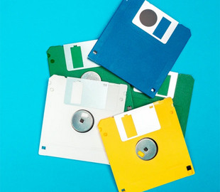 Чиновники Токио наконец-то решили отказаться от дискет