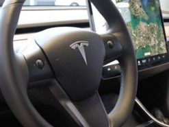 Маск рассказал о процессоре для автопилота, но без подтасовок не обошлось