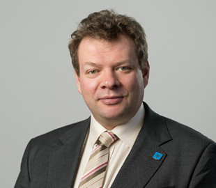 Экс-глава Киевстара подает в суд на Нацполицию