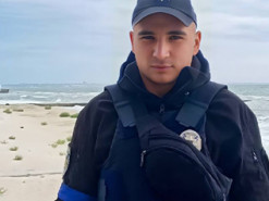 Під Одесою на ходу спалахнула маршрутка: людей врятував курсант