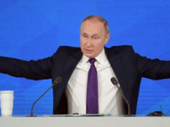 Заявление Путина о создании Украины Лениным вызвало шквал мемов и фотожаб в сети