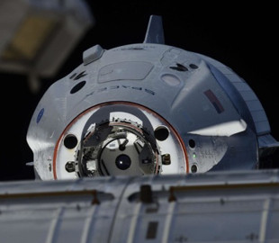 Відстикування корабля Crew Dragon-2 від МКС перенесли