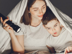 Чим можна запастись на випадок відключення електроенергії: у Мінфіні склали перелік речей та приладів