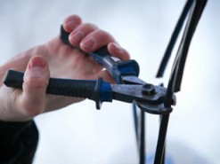 В Мариуполе уроженца Горловки осудили на полгода за попытку кражи кабеля "Укртелекома"