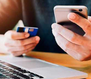 Негайно видаліть їх: Google Play назвав 17 небезпечних додатків, які крадуть дані зі смартфонів