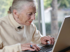 Киян дистанційно навчать користуватись комунальними онлайн-сервісами