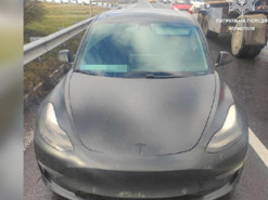 Патрульні Борисполя спіймали водія Tesla, який був під наркотиками