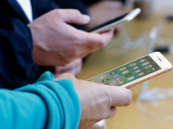 Игровые приложения для смартфонов превращают пользователей в наркоманов