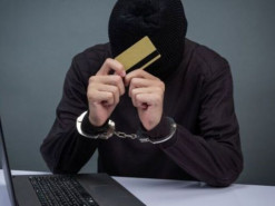 Мошенник из Украины заставлял россиян расплачиваться за несуществующие кредиты