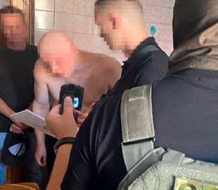 Вірші до путіна та росгромадянство: СБУ Київщини викрила проросійського пропагандиста