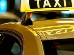 Ціни на таксі "злетіли" втричі: мешканці Києва не можуть дістатися додому