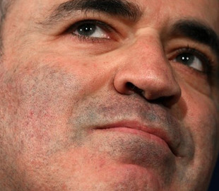 Каспаров висміяв рішення Путіна використати літеру "Z"