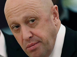 Российский суд обязал "Медузу" удалить статью о Пригожине и выплатить ему компенсацию