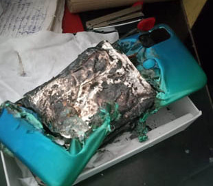 Смартфон Samsung Galaxy M30s взорвался через день после покупки