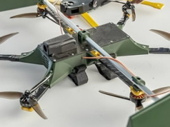 РФ використовує новий FPV-дрон-ретранслятор "Упирь": у чому його особливість
