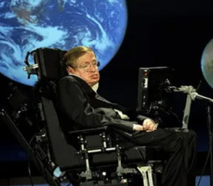 Мир глазами Стивена Хокинга: топ предсказаний знаменитого ученого