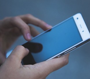 Киевским водителям объяснили, с чем связаны смс о превышении скорости