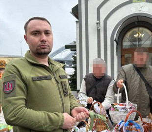 Буданов із кошиком. Мережа вибухнула гумором через фото головного розвідника