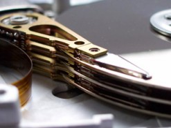 Seagate и IBM устроят слежку за жесткими дисками по всему миру