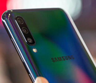 Samsung будет ежемесячно обновлять прошивку на своих смартфонах