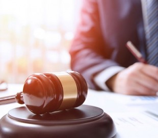 Бывшая сотрудница уничтожила финансовую информацию компании из-за долга по зарплате